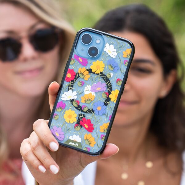 Flowers MagSafe® Compatible Printed Phone Case – Cosmos Multicolour - Image 6