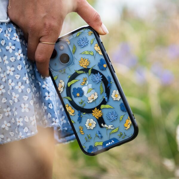 Flowers MagSafe® Compatible Printed Phone Case – Floral Blue - Image 4