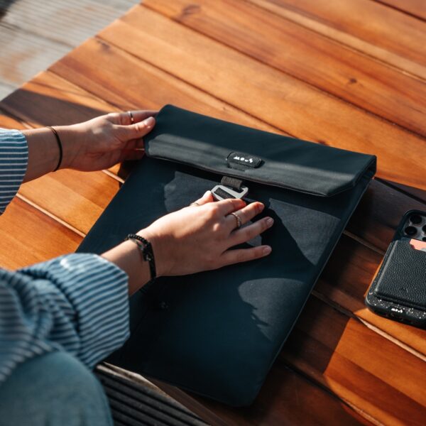 Universal Laptop Sleeve – Midnight - Image 15
