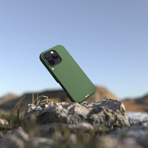 MagSafe® Compatible Forest Green Phone Case - Image 2